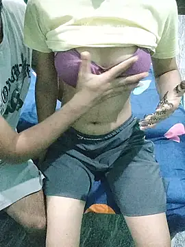 HorNy Bro Sis online show from April 28, 1:49 pm