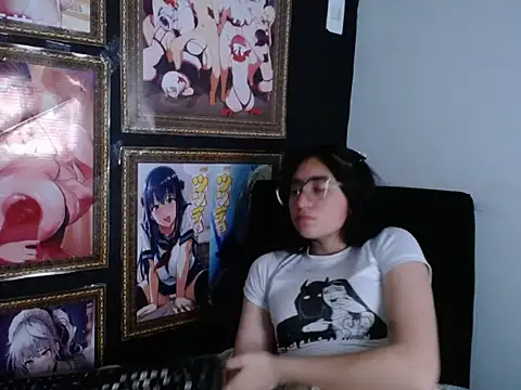 Arielle lov online show from February 17, 1:21 pm