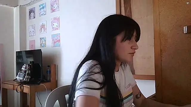 Arielle lov online show from November 12, 7:35 pm