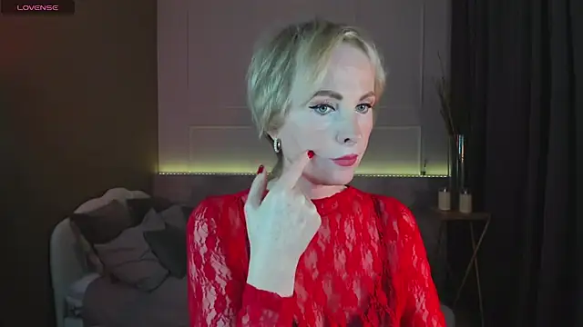 Snapshot of Sandra_Kind chatting on February 27, 5:45 am Sandra Kind online show from February 27, 5:45 am