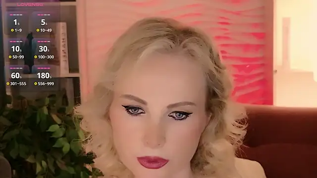 Snapshot of Sandra_Kind chatting on June 19, 5:34 am Sandra Kind online show from June 19, 5:34 am