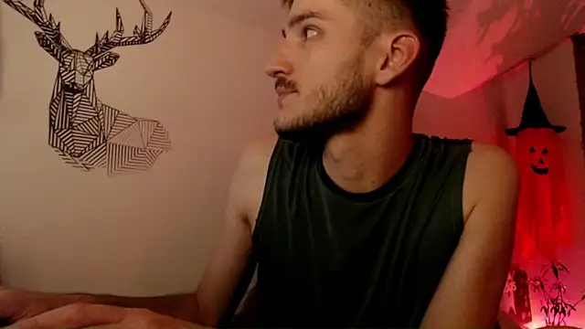 Snapshot of yoyoboy988 chatting on September 26, 8:57 pm yoyoboy988 online show from September 26, 8:57 pm