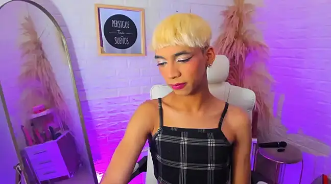 Danny Luxx online show from March 12, 3:29 pm