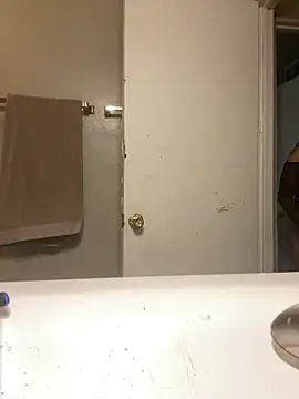 Snapshot of PersianCream77 chatting on March 18, 1:53 am PersianCream77 online show from March 18, 1:53 am