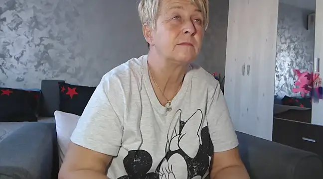 RosesandLillies online show from March 9, 2:32 pm