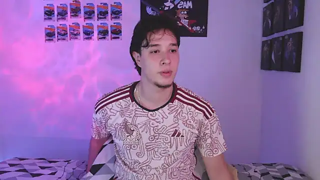 Snapshot of jack_walker190 chatting on July 19, 4:27 am jack walker190 online show from July 19, 4:27 am