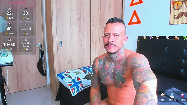 Snapshot of fitnolan chatting on November 10, 2:49 pm fitnolan online show from November 10, 2:49 pm