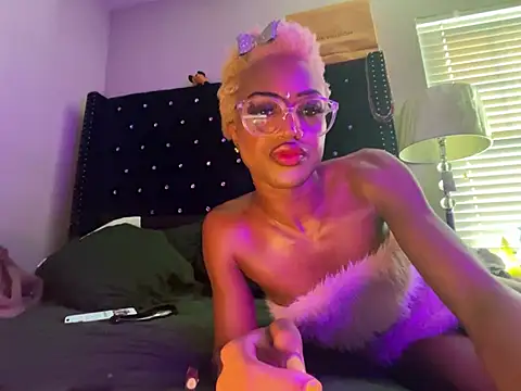 Snapshot of celestefantasea chatting on March 9, 9:03 pm celestefantasea online show from March 9, 9:03 pm