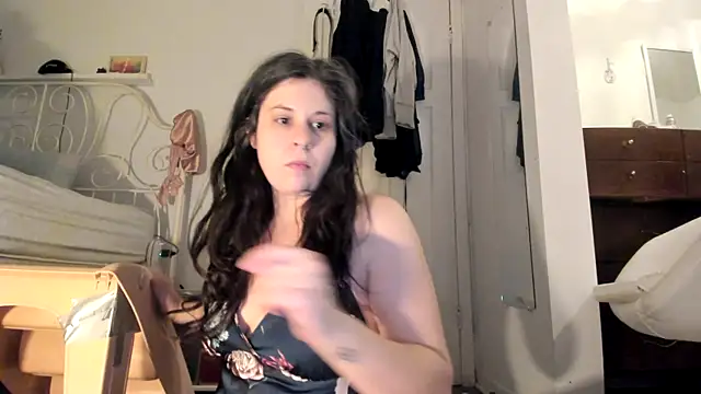 Snapshot of Rosiee69_ chatting on February 24, 12:37 pm Rosiee69 online show from February 24, 12:37 pm