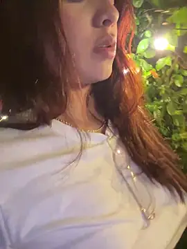 Snapshot of Alice_surprise chatting on March 14, 4:43 am Alice surprise online show from March 14, 4:43 am