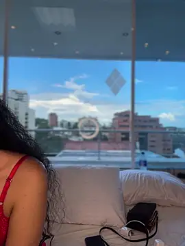 Snapshot of Alice_surprise chatting on November 25, 9:15 pm Alice surprise online show from November 25, 9:15 pm