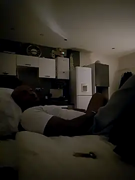 Snapshot of Mrnutella chatting on March 1, 11:15 pm Mrnutella online show from March 1, 11:15 pm