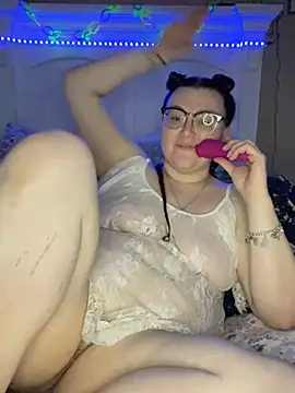 Snapshot of HTXBELLE chatting on March 8, 12:41 pm HTXBELLE online show from March 8, 12:41 pm