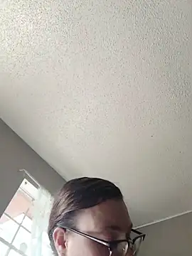 HTXBELLE online show from November 1, 5:26 pm