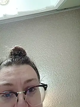 HTXBELLE online show from November 7, 1:16 am