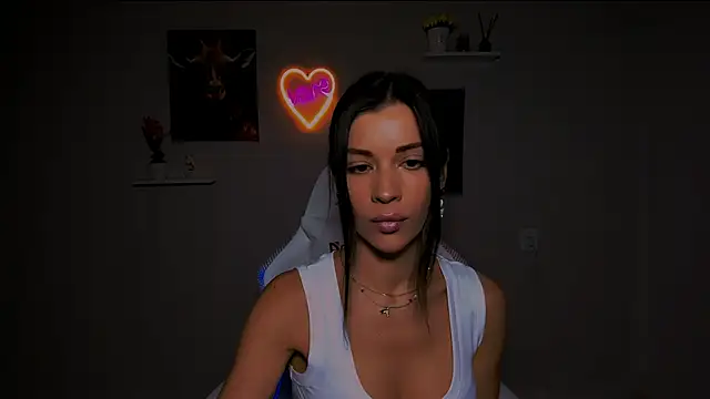 Snapshot of KetiWils chatting on March 4, 1:28 pm KetiWils online show from March 4, 1:28 pm