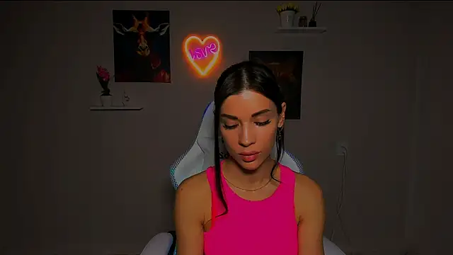 Snapshot of KetiWils chatting on March 9, 7:48 pm KetiWils online show from March 9, 7:48 pm