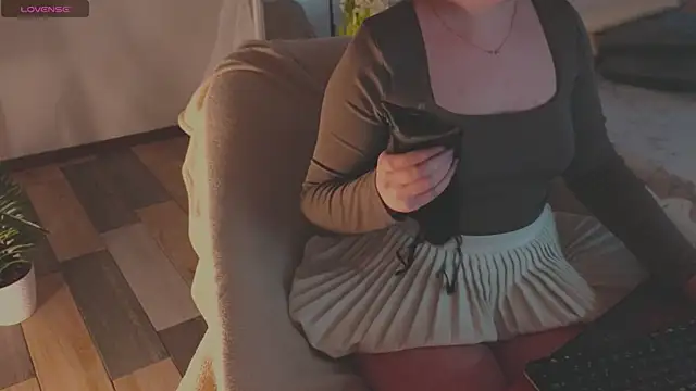 baby debbie online show from April 28, 2:21 am