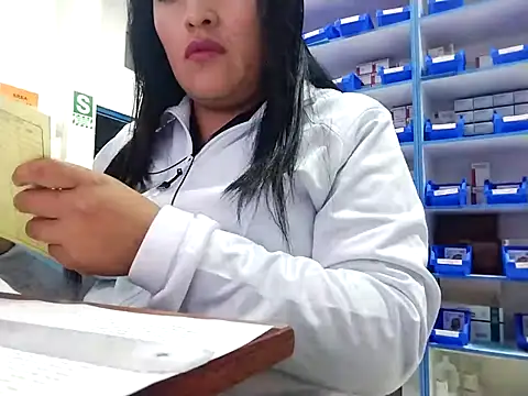 Snapshot of Lobitasexiii chatting on November 5, 3:39 am Lobitasexiii online show from November 5, 3:39 am