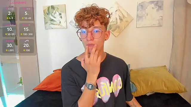 Snapshot of iiangel_ chatting on November 9, 4:33 am iiangel online show from November 9, 4:33 am