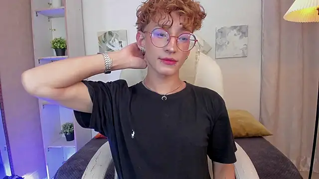 iiangel  online show from November 29, 7:55 am