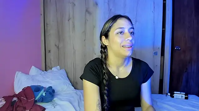 TANIA 06 online show from April 18, 7:58 pm