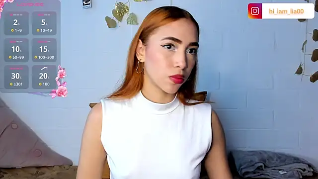 LiaHansson online show from October 7, 4:48 pm