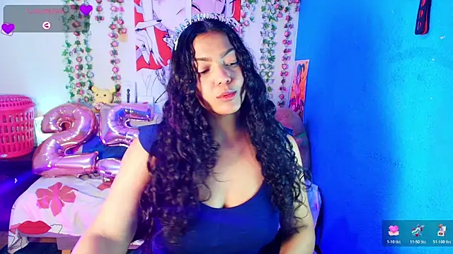 Snapshot of Vicky_Miller_05 chatting on May 27, 7:55 pm Vicky Miller 05 online show from May 27, 7:55 pm