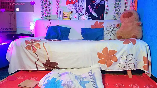 Snapshot of Vicky_Miller_05 chatting on July 2, 8:59 pm Vicky Miller 05 online show from July 2, 8:59 pm