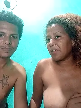 Snapshot of shirlihot chatting on November 24, 12:21 am shirlihot online show from November 24, 12:21 am