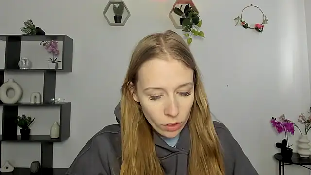 Snapshot of AnnNorriss chatting on March 3, 1:53 pm AnnNorriss online show from March 3, 1:53 pm