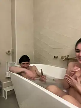 NaomiMulan online show from March 18, 11:09 pm