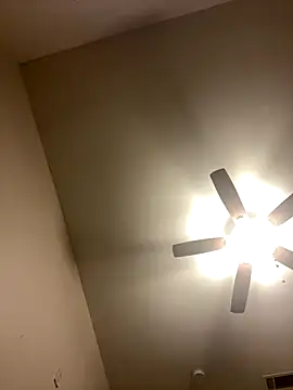 Snapshot of Deshay30 chatting on November 29, 11:19 pm Deshay30 online show from November 29, 11:19 pm