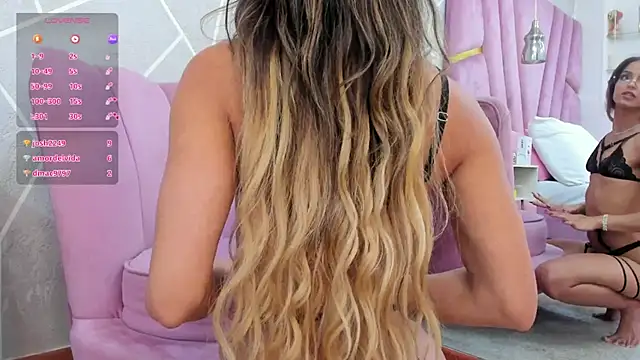 EmmyCortez online show from March 4, 3:15 pm