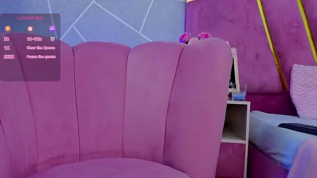 EmmyCortez online show from October 1, 11:49 am