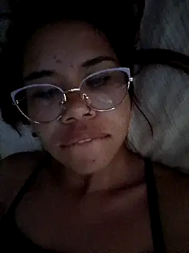 zuczan online show from May 4, 5:58 am
