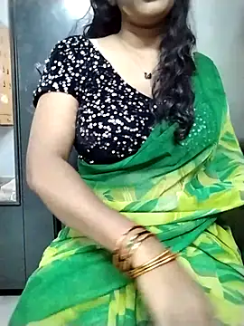 Snapshot of suthas99 chatting on October 29, 6:26 am suthas99 online show from October 29, 6:26 am