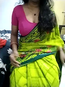 Snapshot of suthas99 chatting on December 15, 6:28 am suthas99 online show from December 15, 6:28 am