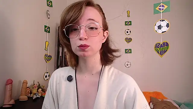 Elise Nyx online show from June 13, 12:36 pm