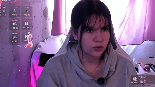 Snapshot of brii69 chatting on October 9, 3:54 pm brii69 online show from October 9, 3:54 pm