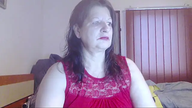 Snapshot of ExtasyMature chatting on November 24, 6:13 am ExtasyMature online show from November 24, 6:13 am