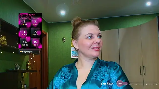 Snapshot of VeronikawGold chatting on July 21, 7:49 pm VeronikawGold online show from July 21, 7:49 pm
