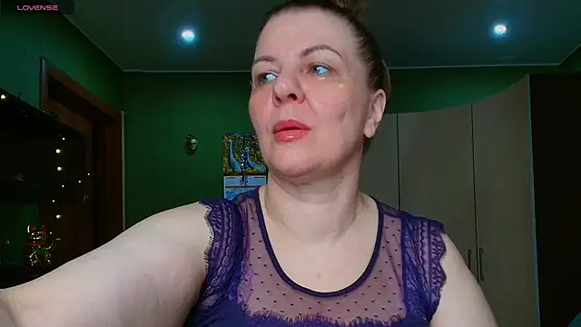 Snapshot of VeronikawGold chatting on July 30, 7:02 pm VeronikawGold online show from July 30, 7:02 pm