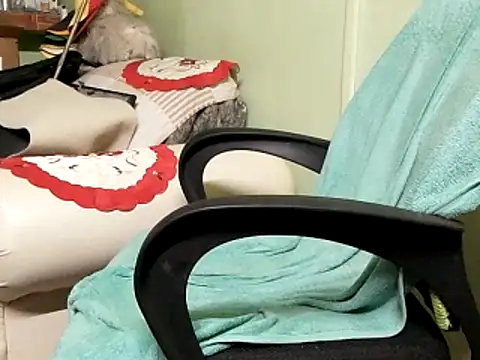 Snapshot of calme_odl1 chatting on February 22, 1:44 am calme odl1 online show from February 22, 1:44 am