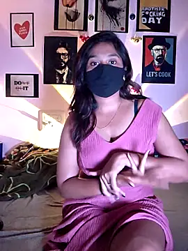 Snapshot of LOVELY__SMART__CPL chatting on December 16, 4:45 pm LOVELY SMART CPL online show from December 16, 4:45 pm