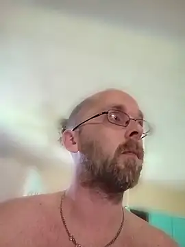 taterae online show from April 21, 4:12 pm