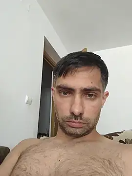 Snapshot of andreiiiii2025 chatting on July 13, 10:07 am andreiiiii2025 online show from July 13, 10:07 am