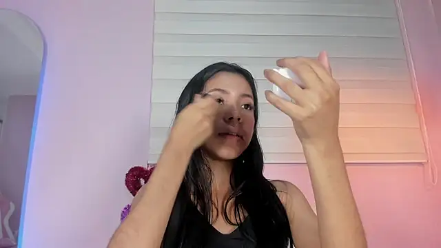 emily sweett24 online show from March 7, 12:45 pm