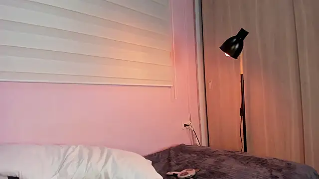 emily sweett24 online show from March 8, 1:06 am