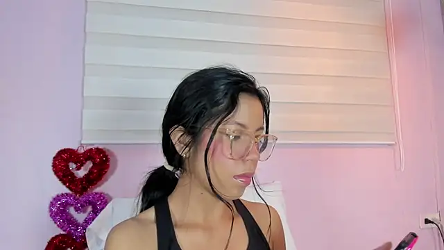 emily sweett24 online show from March 22, 12:25 pm